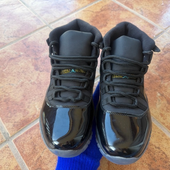 Size 8.5 Men’s And Women’s 10 - Jordan Retro 11 Gamma Blue 2025 - Picture 2 of 7